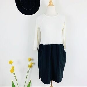 💋Anthropologie color block black white dress size XS